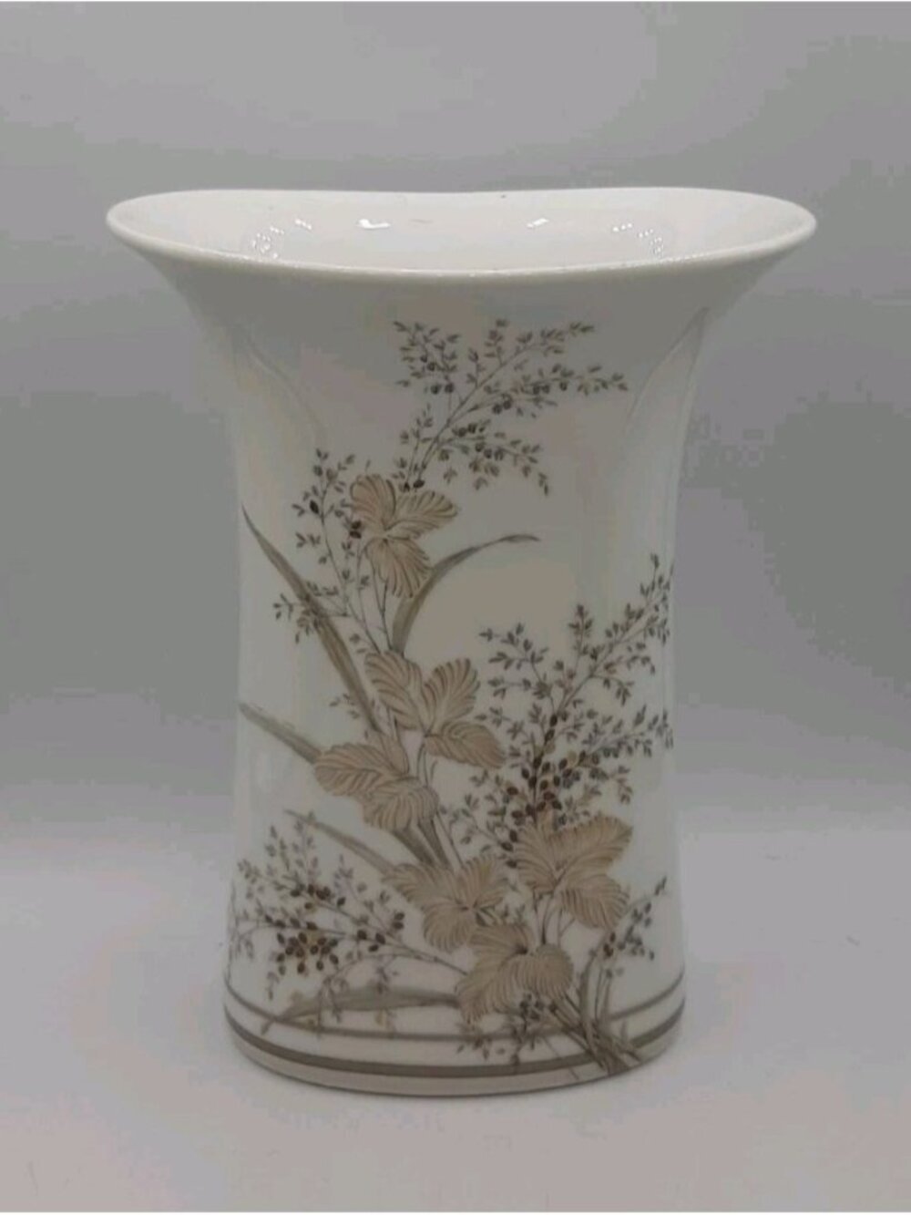 Vintage Kaiser Atlantis K Nossek West Germany Fine Oval Porcelain Vase 8 inch
